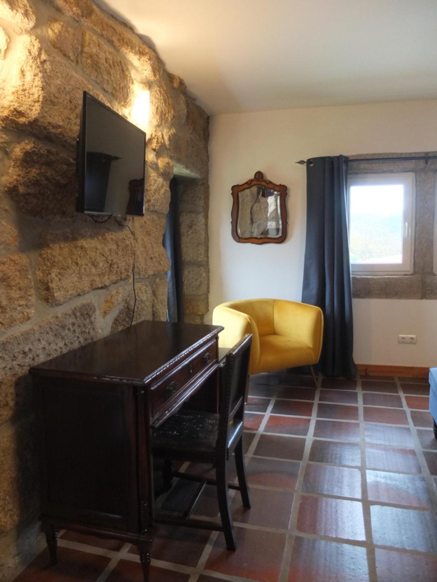 Quinta De Mocamedes - Turismo De Habitacao Hotel Vouzela Ngoại thất bức ảnh